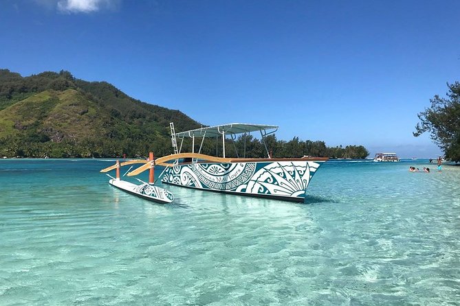 2-hour Private Sunset Cruise - A quiet way to see Moorea at day’s end