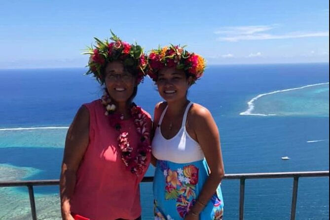 4x4 Moorea Safari Tours : Private tours - Pineapple plantations and Moorea’s farm produce