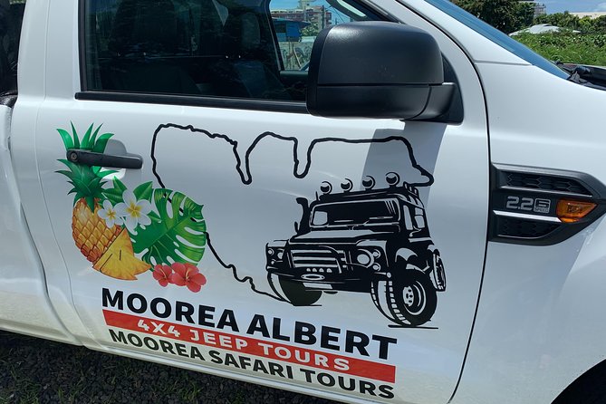 4x4 Moorea Safari Tours : Private tours - Juice, wine, and tropical liqueur tasting
