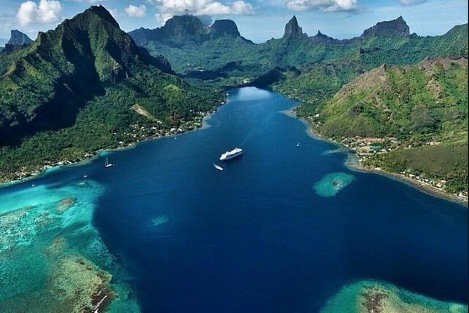 4x4 Moorea Safari Tours : With Hotel transfers - Magic Mountain and the important route question