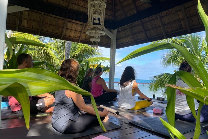 A moment of deep relaxation - Private Yoga Lesson in Mo'orea - Bringing the lesson to your accommodation