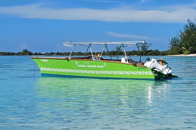 Activity/Excursion Lagoon Tour to Moorea by Canoe 6 hours - Starting at 8 a.m. on Moorea