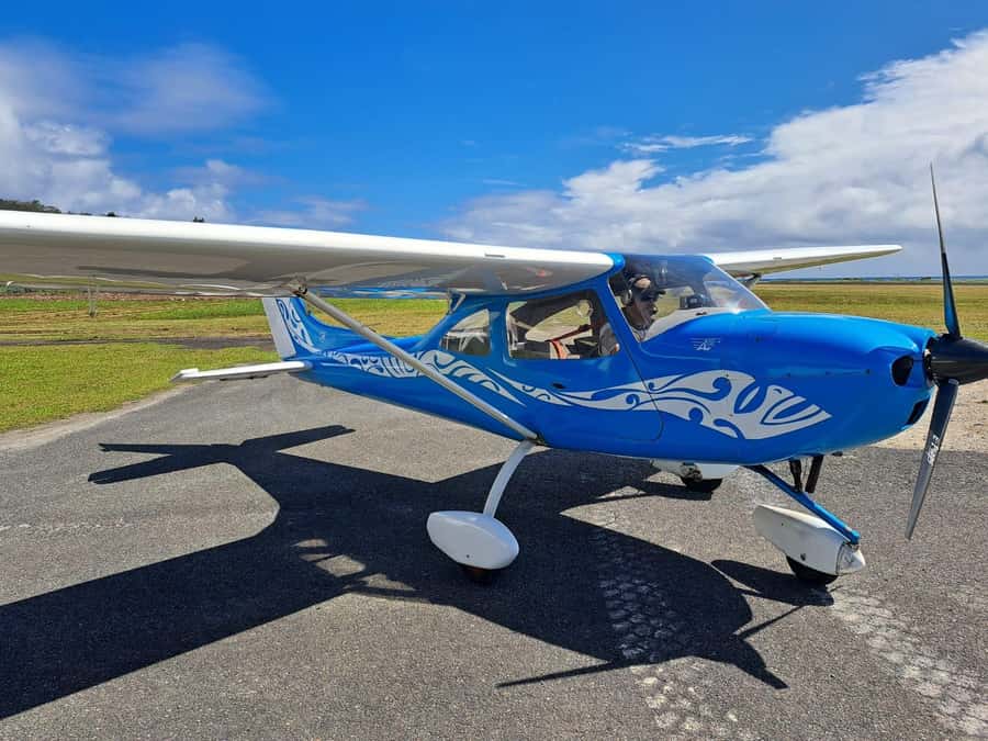 Bora-Bora 30 minutes private flight in light aircraft - Why seeing Bora Bora from above changes the view