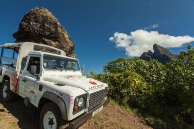 Bora Bora 4WD Tour & Eco Shark & Ray Snorkel Cruise