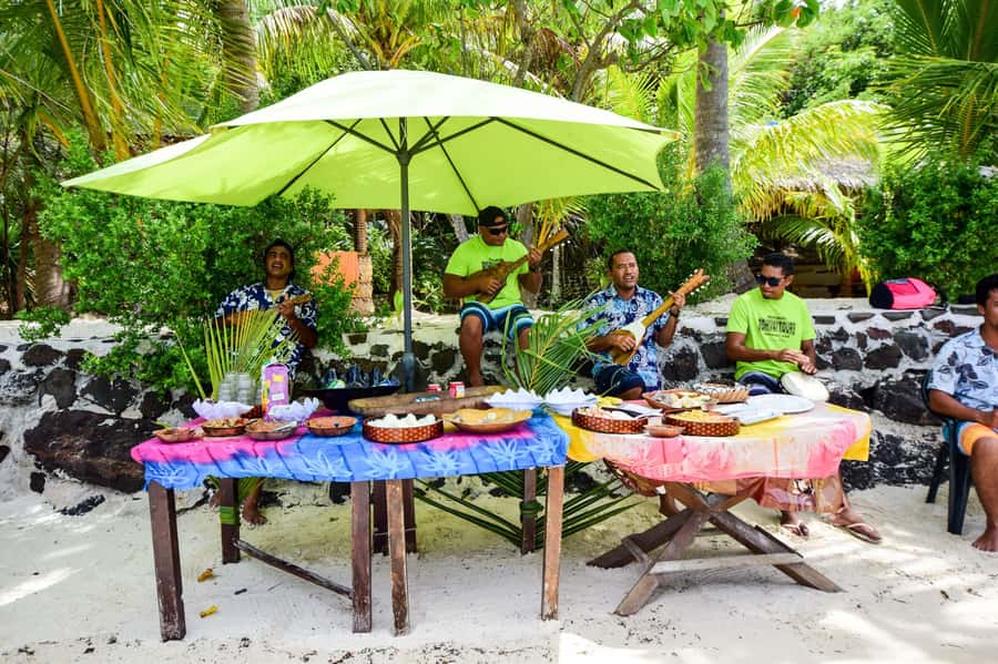 Bora Bora: 4x4 Safari with Snorkelling Combo Tour - Why combining land and sea works so well
