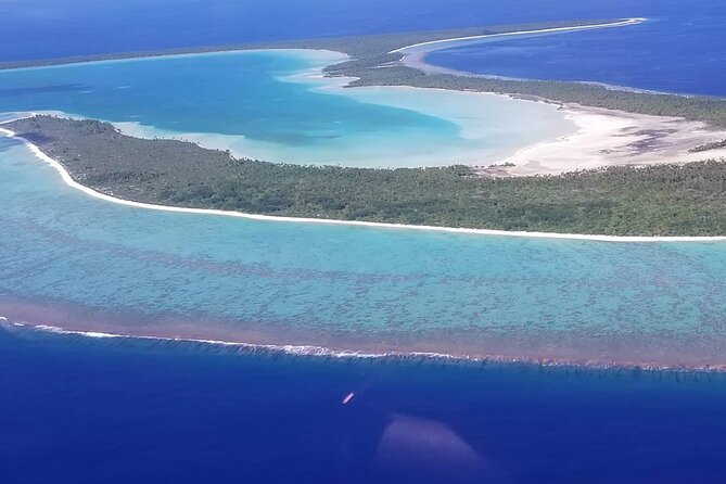 Bora Bora and the Tupai atoll the jewels of the Pacific, 45 min private flight - Seeing Bora Bora from 400 meters