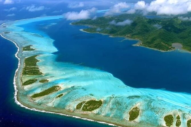 Bora Bora and the Tupai atoll the jewels of the Pacific, 45 min private flight - Who will enjoy this flight most