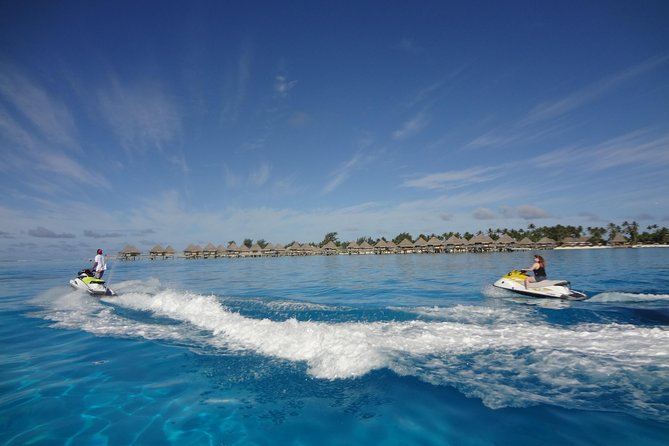 Bora Bora Moana Jet Ski - Fresh fruit, drinks, and a simple coconut lesson