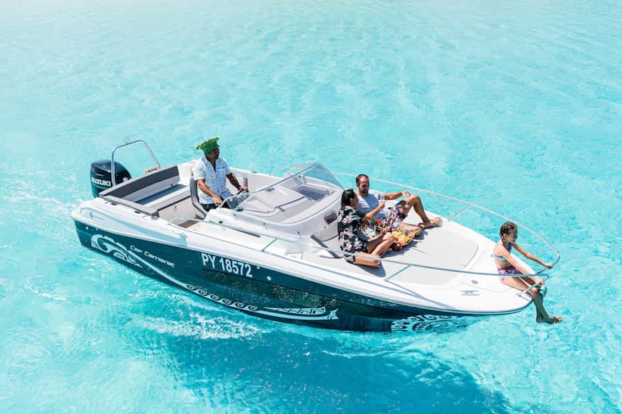 Bora Bora: Private Boat Tour with Snorkeling and Drinks - A private boat changes the feel of the outing