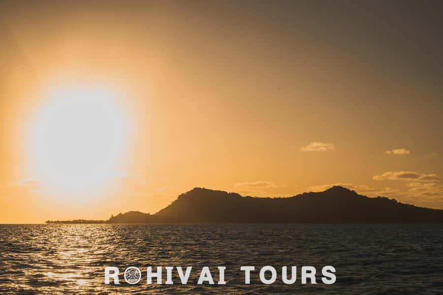Bora Bora: Private Sunset cruise on the lagoon - Why a private sunset cruise works so well in Bora Bora