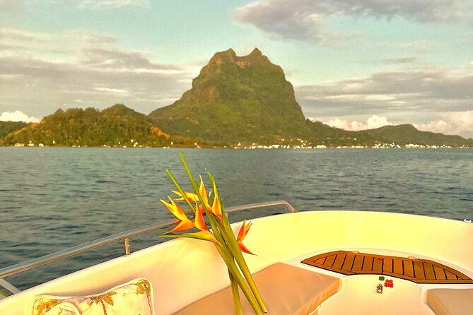 Crazy sea horse Private Sunset Tour in Bora Bora - The lagoon views are the heart of the outing
