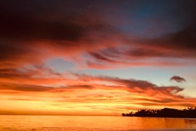 Crazy sea horse Private Sunset Tour in Bora Bora - Drinks, snacks, and small comforts