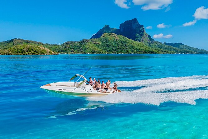 Crazyseahorseborabora Comfortable boat , sensational snorkeling . - Coral gardens and a current-assisted swim