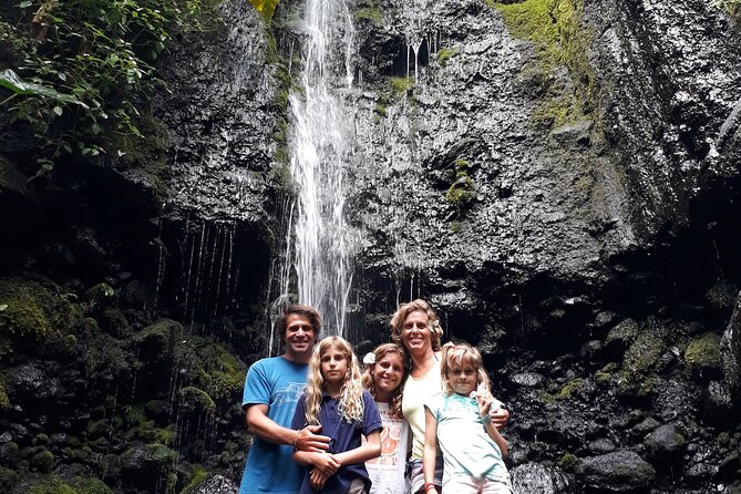Crossing Island of Tahiti 4x4 Mountain, Waterfall, River, Basins - Waterfalls, catchments, and basalt country