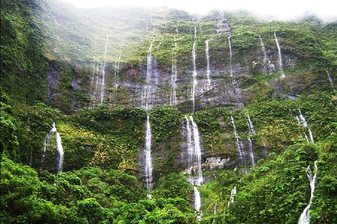 Crossing Over Tahiti Island Safari 4x4 - The lunch stop: useful, scenic, and sometimes too long