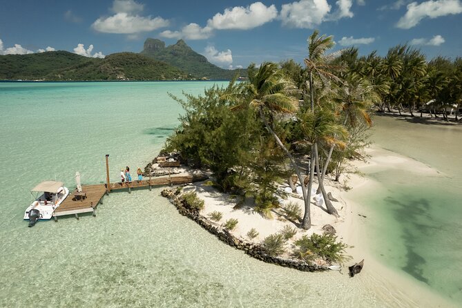 Day on a private island in Bora Bora - alone in the world - Key points to know before you book