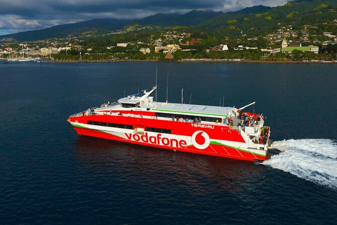 Discovering Moorea from Tahiti in 4x4 with the Ferry Terevau - Why this Moorea tour works well as a first look