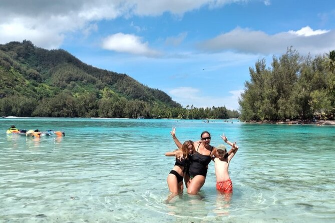 Eco guided excursion to the lagoon of Moorea in a transparent kayak Afternoon 2h - How much effort does the kayak require?
