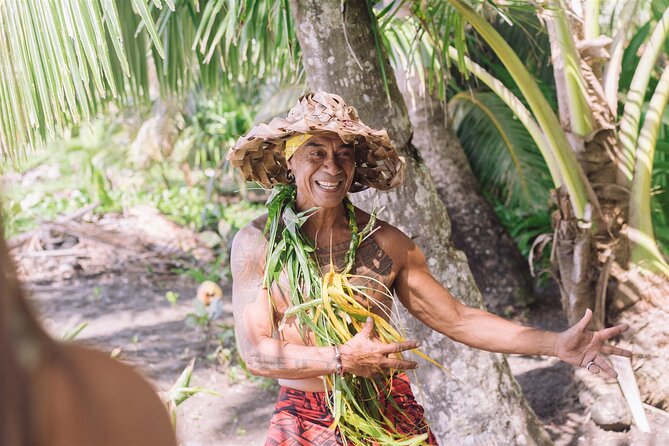 Explore old-fashioned Polynesian life and prepare a local meal - Crossing the Small River to Hervé’s Home