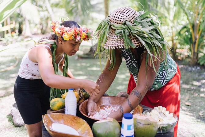 Explore old-fashioned Polynesian life and prepare a local meal - Who Will Enjoy This Rustic Tahiti Day