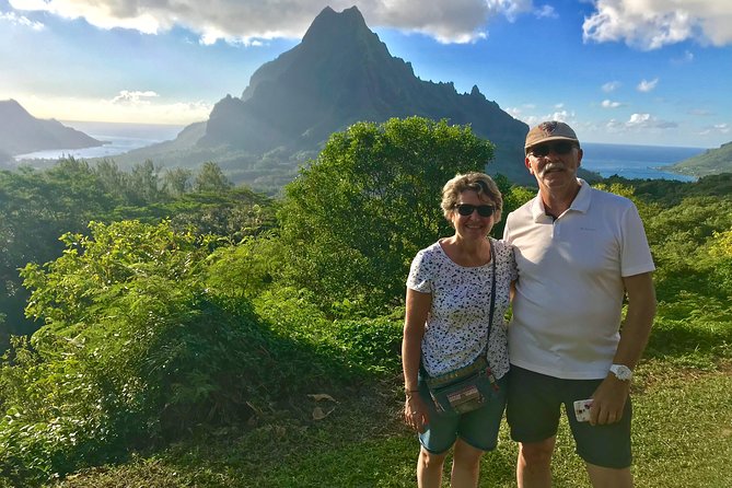 Franckyfranck Tours Moorea - Half day Tours - The 4WD ride: useful, rough, and not for everyone