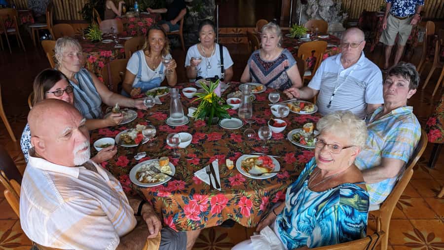 From Papeete: Tahiti Highlights Full-Day Private Tour - Vaihi and Faarumai: Tahiti’s waterfall country