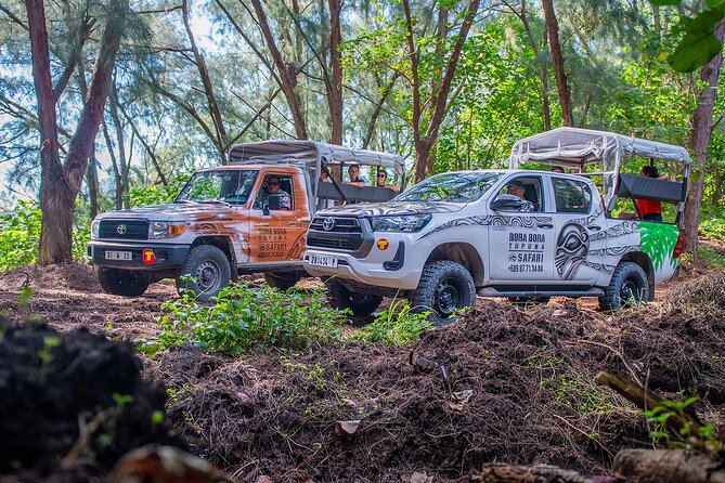 Full Day Combo 4X4 Adventure Tour & Motu FANFAN Pass with Buffet - The Polynesian buffet is a real part of the experience