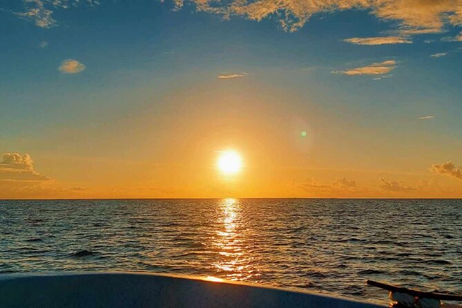 Guided sunset cruise on Raiatea Lagoon - Who will get the most from this outing
