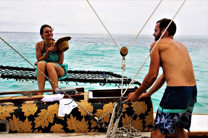 Introduction to sailing and discovering the lagoon - Snorkeling with rays, sharks, fish, and tiki