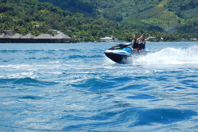 Jet-Ski Découverte 1H00 Jet Ski excursion to Moorea (Single or two-seater) - Riding the northwest coast for one hour