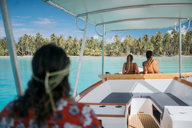 Lagoon Snorkeling Tour with Tahitian Oven Lunch in Bora Bora - Why this six-hour Bora Bora outing works