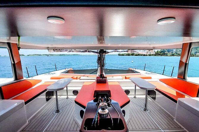 LUXURY PRIVATE Catamaran Bora Bora : Half-Day Trip - Why the private format changes the experience