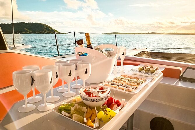 LUXURY PRIVATE Catamaran Bora Bora : Half-Day Trip - Sailing across Bora Bora’s lagoon