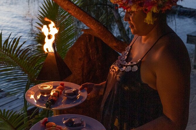 Luxury Private Sunset Cruise and Motu Dinner in Bora-Bora - Sunset Colors From the Water