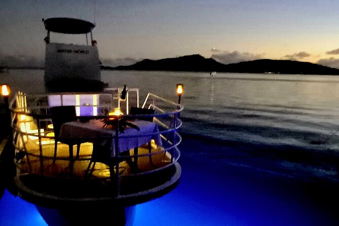 Magical Boat Tour with Underwater Cabin in Bora Bora! - Crew service and group size