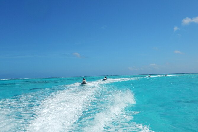 Medium Combo in Moorea of 2 hours of Jetski and 2h30 of Quad - Riding the quad through Moorea’s interior