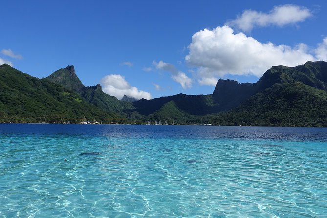 Moorea Private Boat Tour / Sea Scooter Snorkeling Tour - Moorea’s lagoon with power at your fingertips