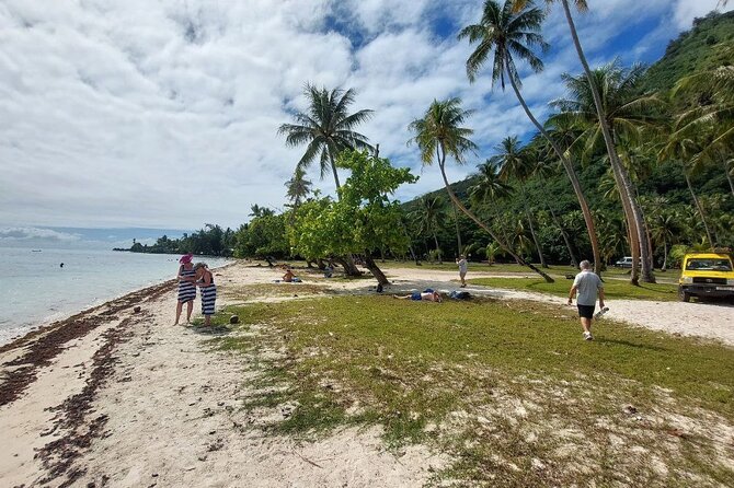 Moorea Private Full Day Tour - Belvedere Lookout gives you Moorea’s classic mountain view