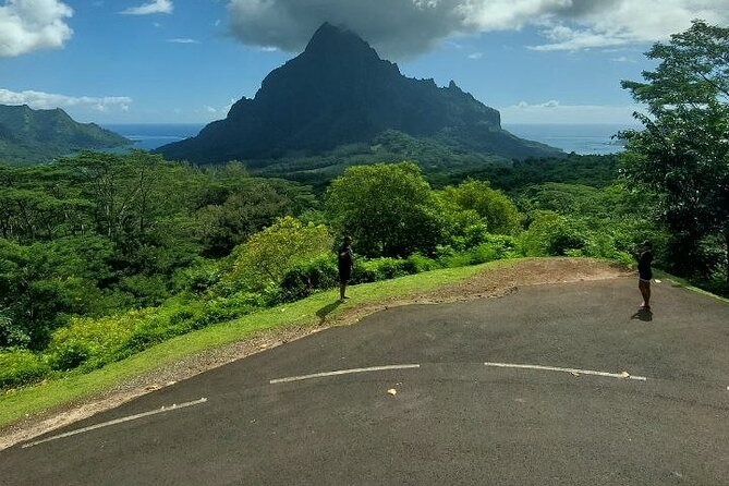 Moorea Private Full Day Tour - Opunohu Valley and Bay show the island at its quietest