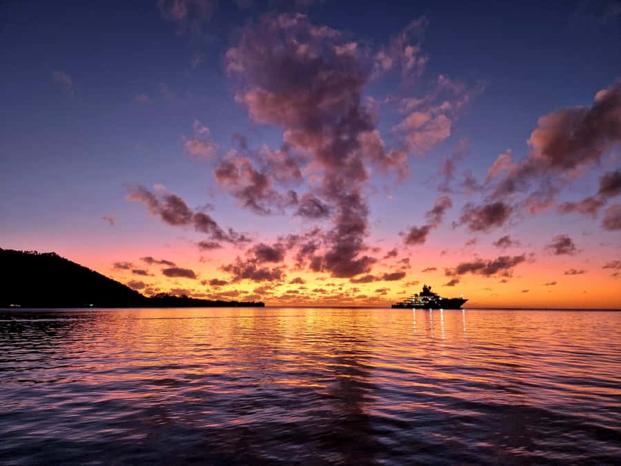 Moorea: Private Sunset Cruise with Champagne & Snorkeling - Champagne, cocktails, wine, and homemade tapas
