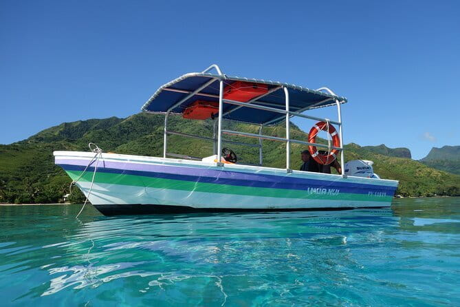 Moorea Sunset Cruise - A private boat for up to seven people