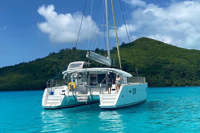 Polynesian atmosphere in Bora Bora Lagoon, Tapas and Cocktail - Tapas, cocktail, and music on the water