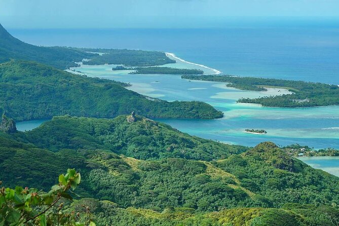Private 30-minute flight downwind of Huahine - Who Will Enjoy This Flight Most?