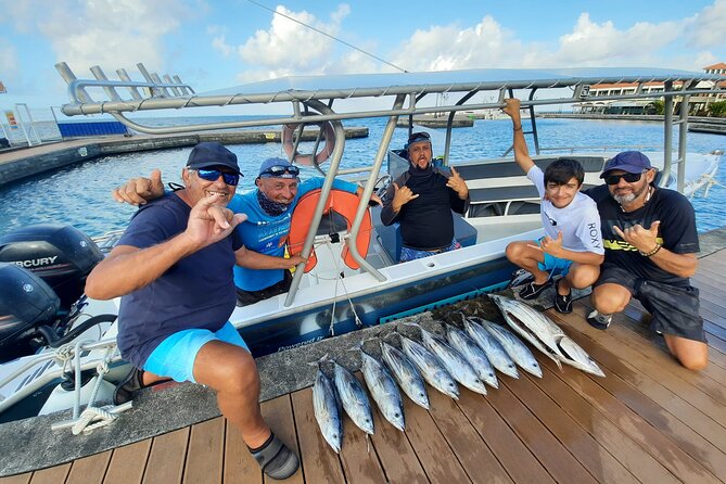 Private Big Game Fishing Tour in Raiatea - A private boat for four changes the day