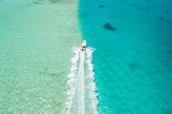 Private Boat Rental on Cap Camarat 17ft - Cruising Around Bora Bora’s Lagoon