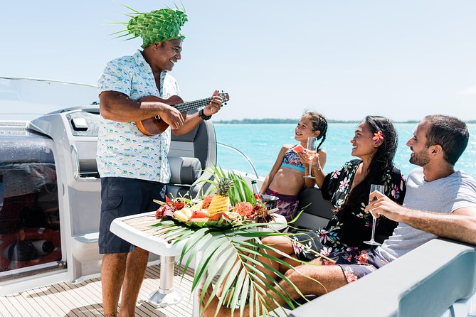 Private Boat Rental on Cap Camarat 25ft - Snorkeling with rays and reef fish