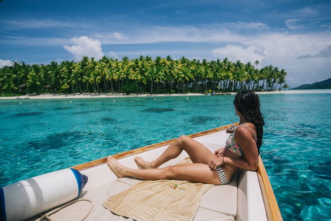 PRIVATE FULL DAY LAGOON TOUR - Bora Bora Cultural Lagoon Tour - Lunch on a family motu, with your feet in the water