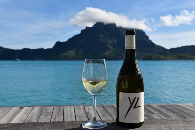Private - Introduction to wine - Bora Bora Wine Tastings - Appetizers make the lesson more useful