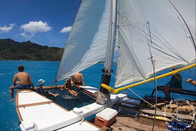 Private sailing adventure - Why this Moorea sailing trip feels different