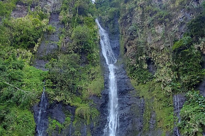 Private Tour of Tahiti's East Coast 3hours - Arahoho Blowhole and the force of the sea